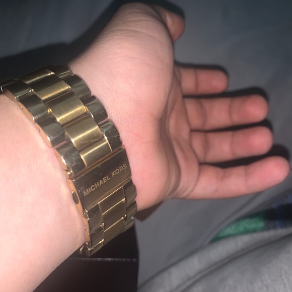 Michael Kors Watch - Picture 7 of 7